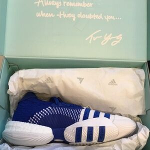Adidas Trae Young 2 Basketball Shoes - Men’s 9